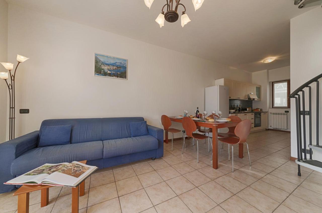 2-Bedroom Lakeview Apartment At The Lake Acquaseria المظهر الخارجي الصورة